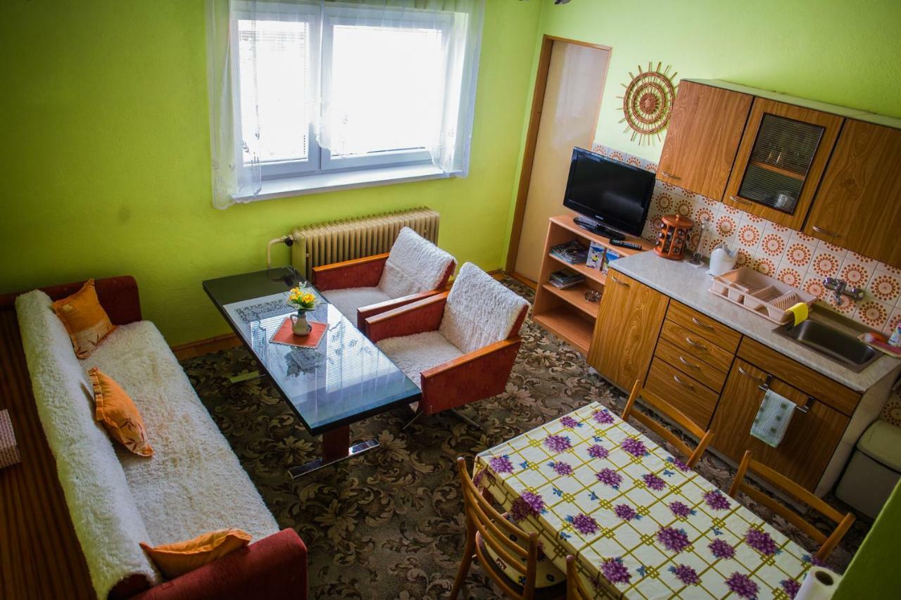Apartman Strba Apartment Luaran gambar